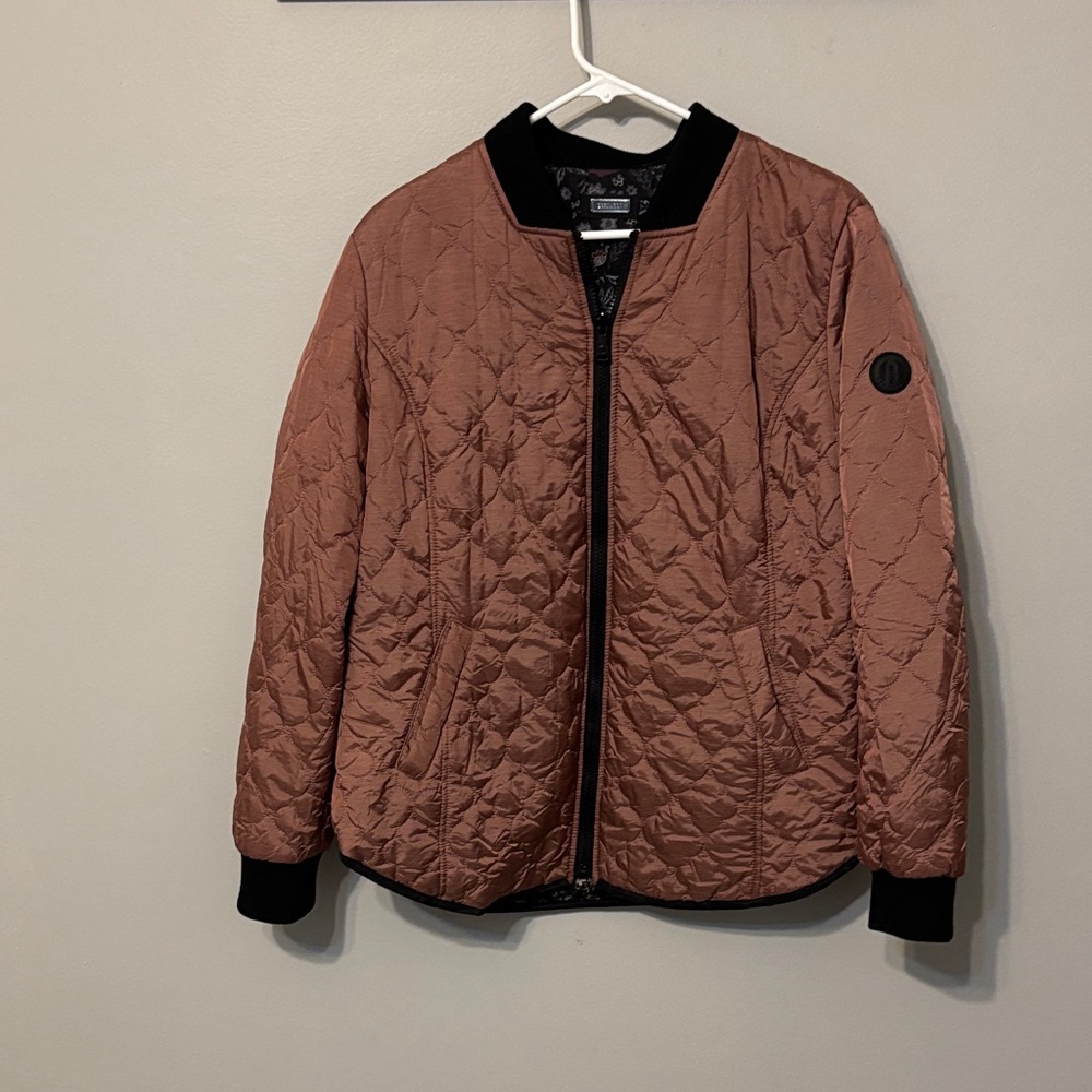 Bernardo Women's Quilted reversible Jacket